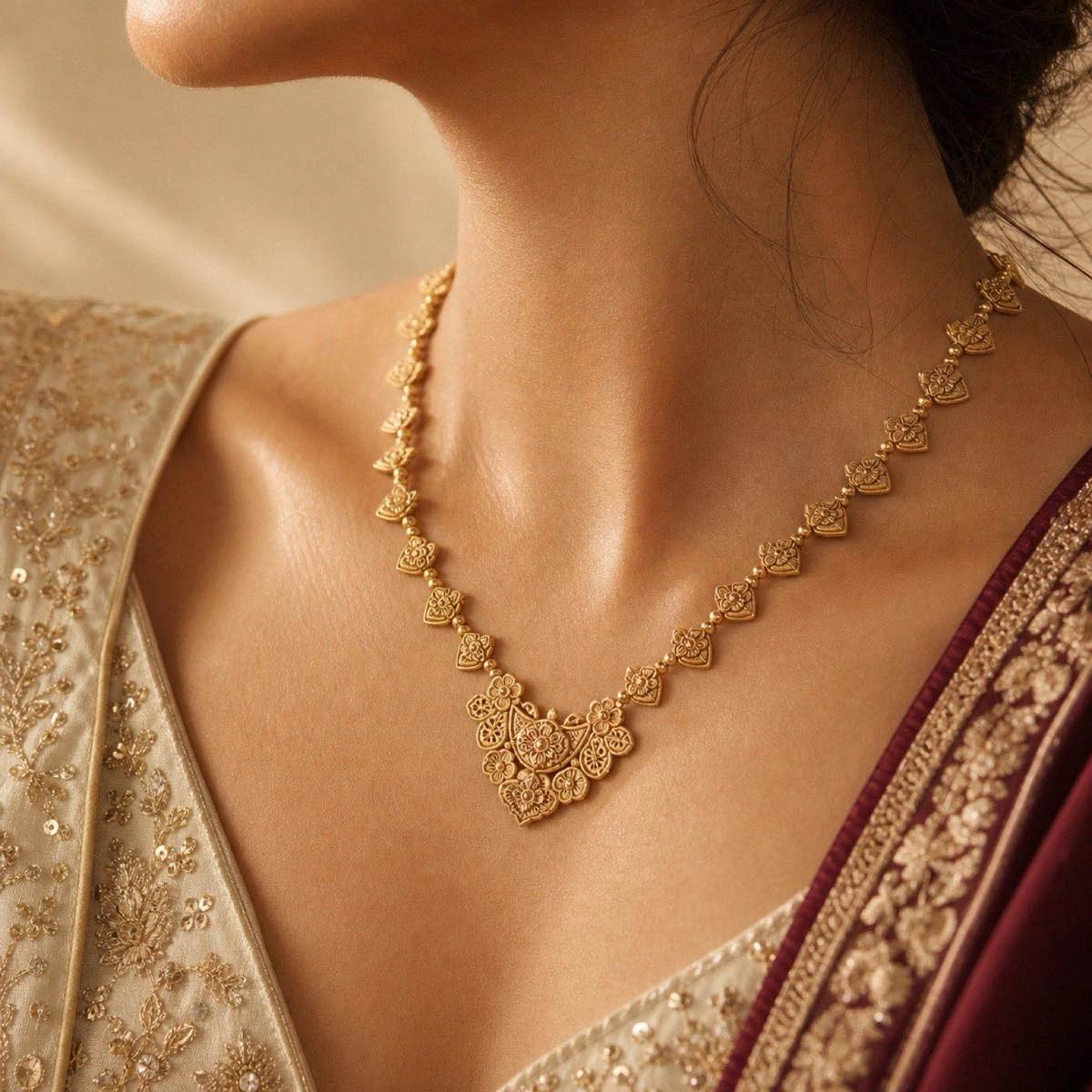 lifestyle saira necklace